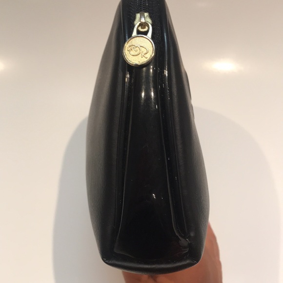 COPY - Oscar de la Renta toiletry bag - Picture 2 of 5